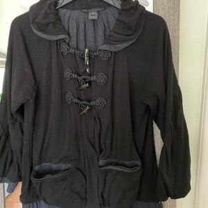 Marc Jacobs black mandarin collar and buckle buttons jacket. Lined soft jacket